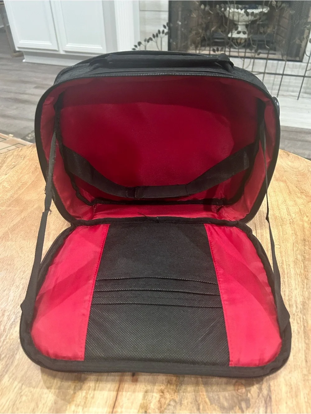Sony Black Portable DVD Player with Remote and Carry Case